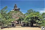 Буддийская ступа Джетавана (Jetavana), Анурадхапура (Anuradhapura), Шри-Ланка.
