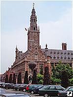 Университетская библиотека, Лёвин, Бельгия.