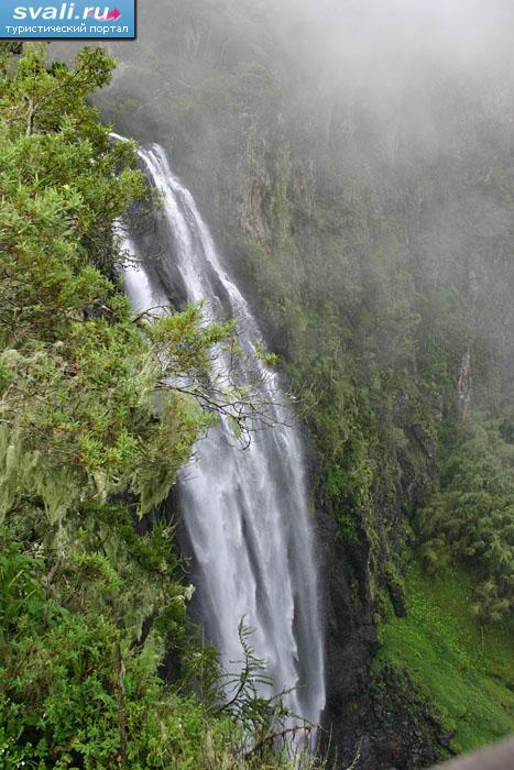 Водопад, Кения.