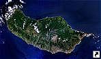 Остров Мадейра, вид со спутника, Португалия.