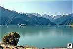 Озеро Тянчи (Tianchi), провинция Дзилинь (Jilin), Китай. 