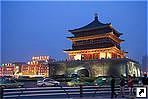 Колокольная башня (Bell Tower), Сиань (Xian), провинции Шэньси (Shaanxi), Китай.