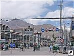Улицы Лхасы, Тибет.
