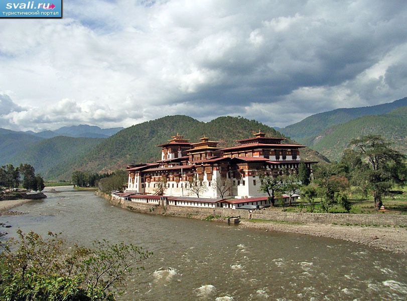 Пунакха-Дзонг (Punakha Dzong), Бутан.