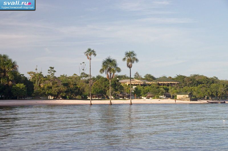 Лагуна Канайма (Canaima Lagoon), Национальный парк Канайма, Венесуэла.