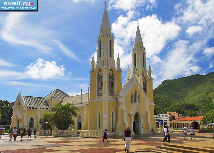 Церковь на острове Маргарита, Венесуэла.