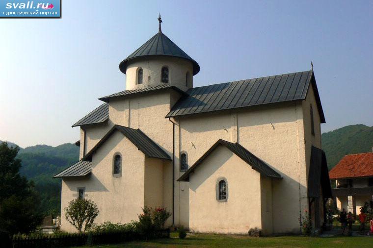 Монастырь Морача, Черногория.