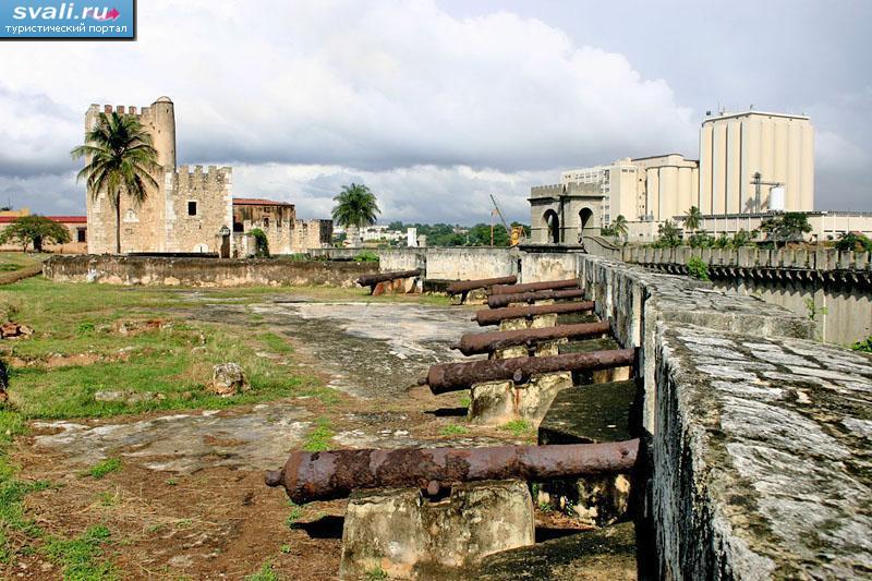 Крепость Озама в Санто-Доминго, Доминиканская республика.