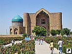 Мавзолей Ходжы Ахмеда Яссави, Туркестан, Казахстан.