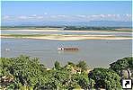 Река Иравади (Irrawady river), Мандалай (Mandalay), Мьянма (Бирма).