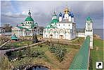 Спасо-Яковлевский Дмитриев мужской монастырь, Ростов, Россия.