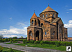 Церковь св. Рипсимэ, Эчмиадзин, Армения.