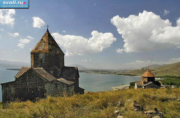 Монастырь Севанаванк, Армения.
