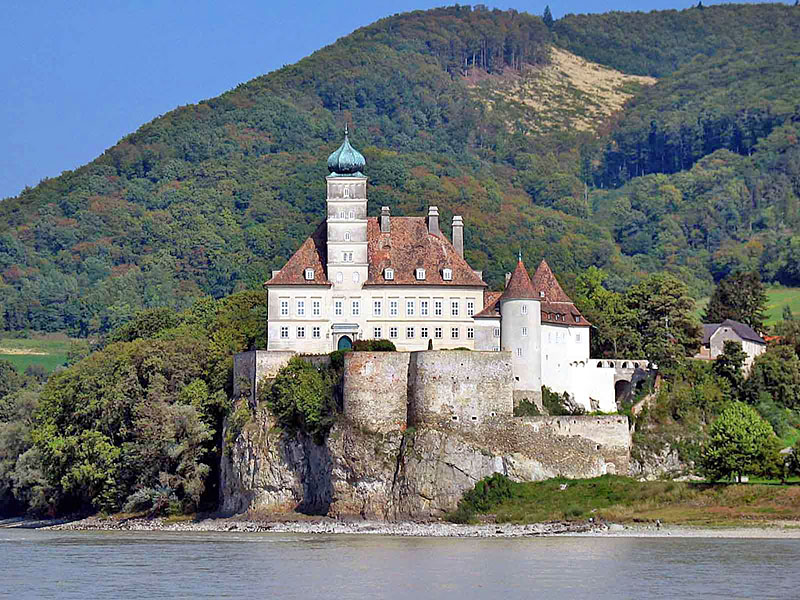 Schloss Schonbuhel, .